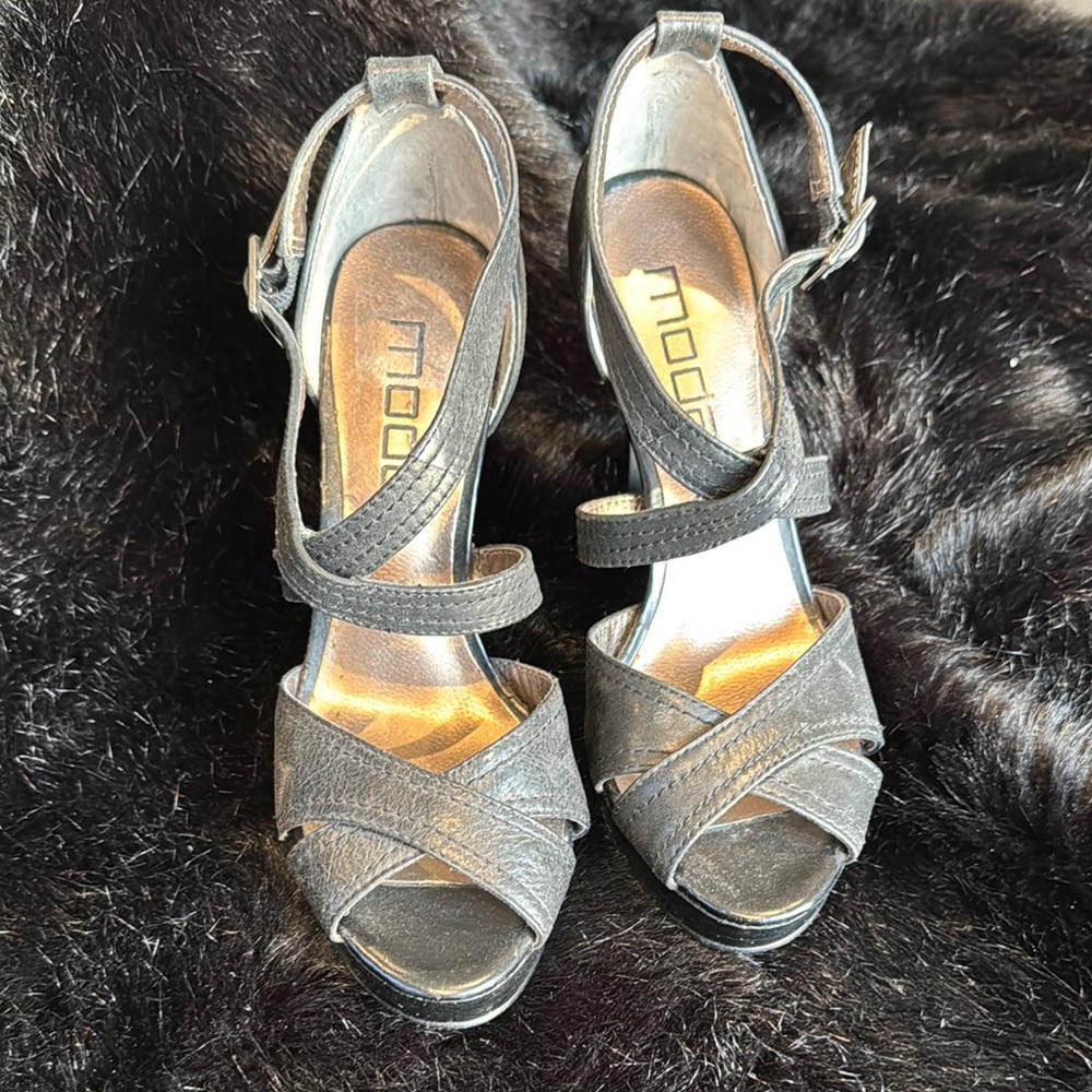 Moda Black Strappy Women's Heels